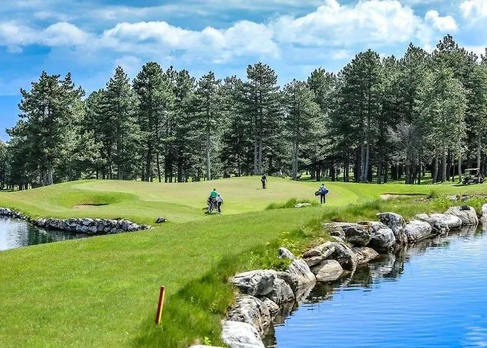 Three Mountains Penthouse 647 Appartement Razlog